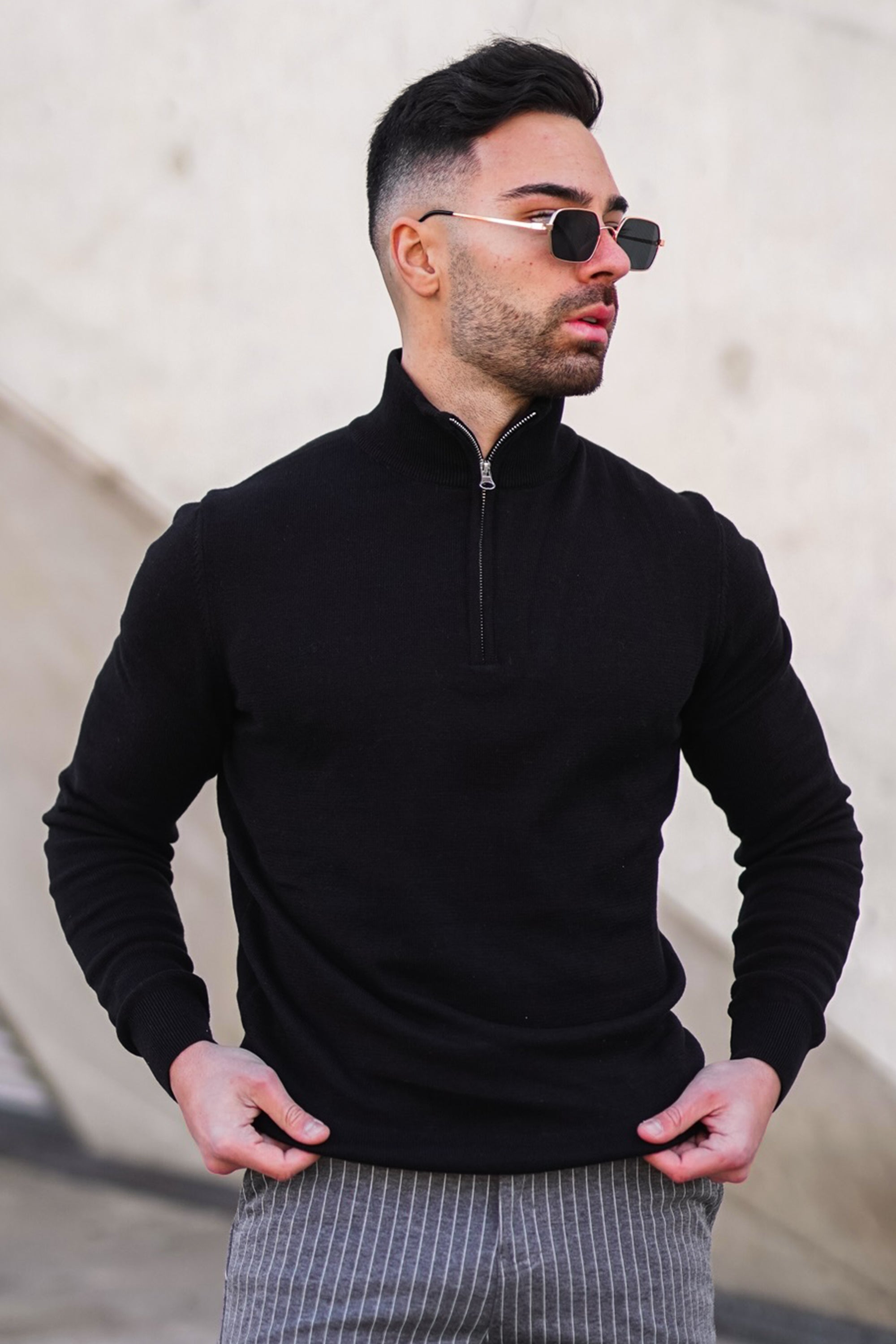 THE SANTONI - HALF ZIP SWEATER - BLACK