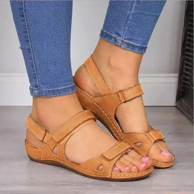 Outdoor Low Heels Platform Barefoot Beach Leather Casual Women's Sabot Shoes Flat Sandals Woman Summer 2023 Comfortable Elegant