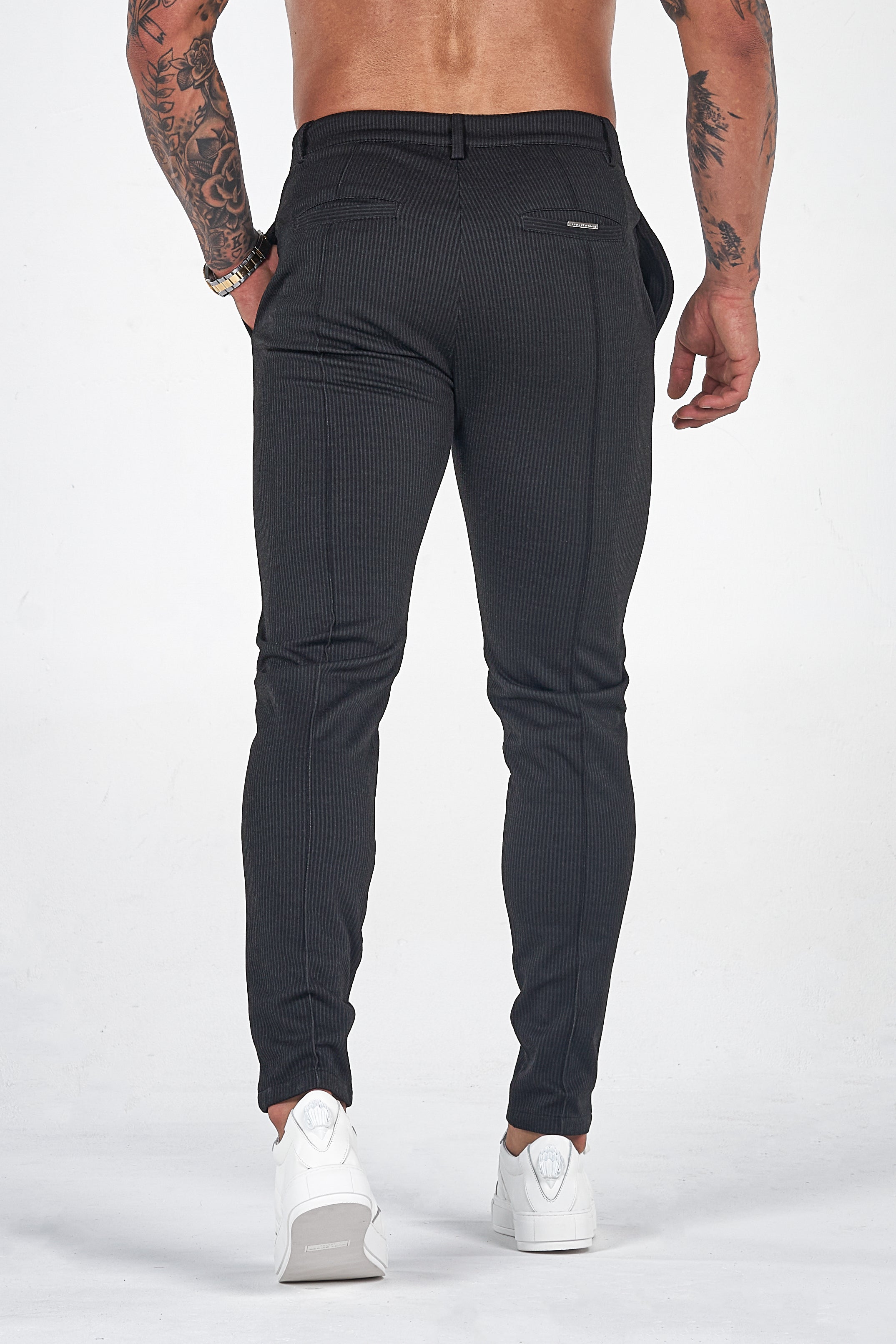 THE AMARI TROUSERS - BLACK